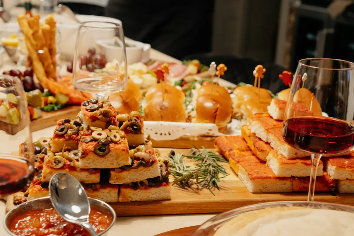 Shared plates of focaccia and small bites
